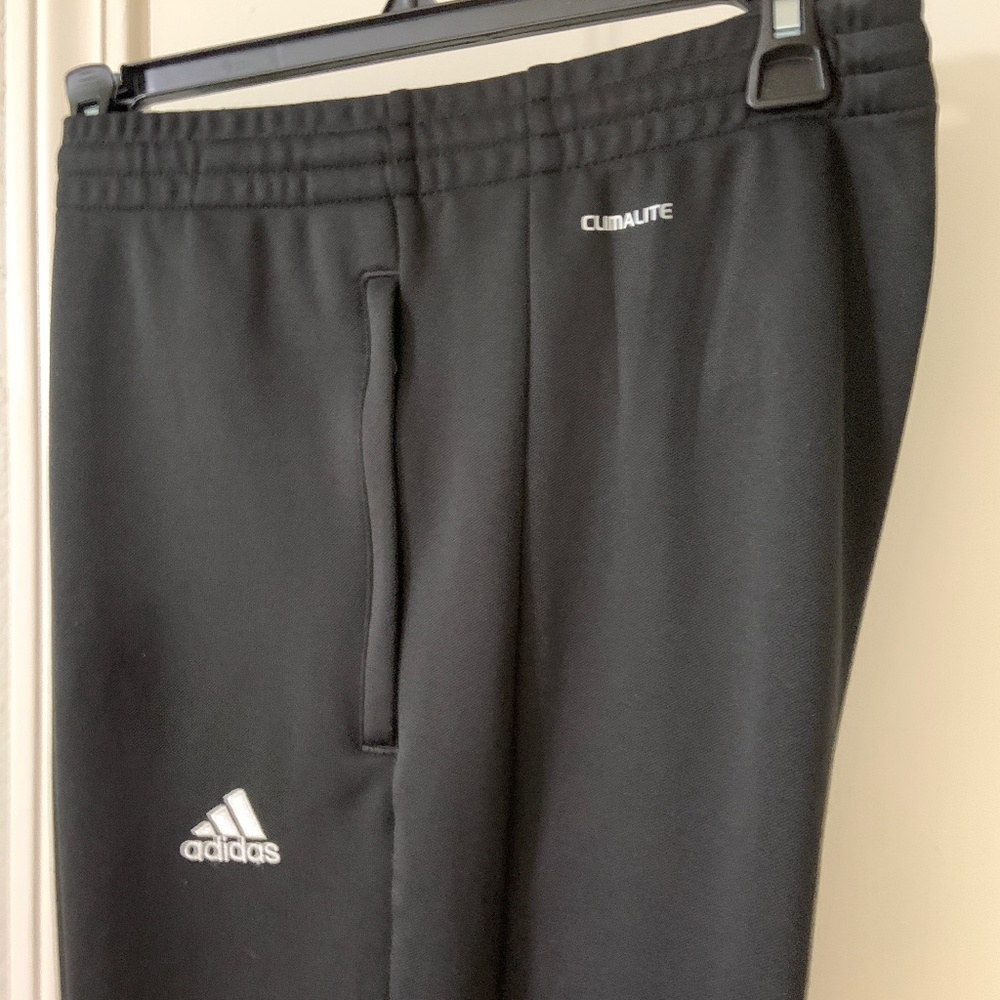 MensAdidas clima-cool Joggers  (M)